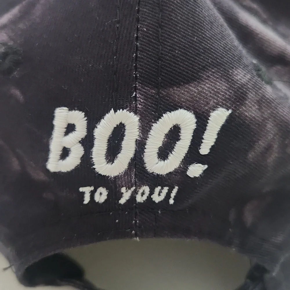 Disney Parks Mickey Says Boo Halloween Baseball cap Glows In Dark New With Tags